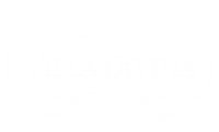Logo do Villa Divina - Holiday Rentals, Praia das Toninhas / Ubatuba